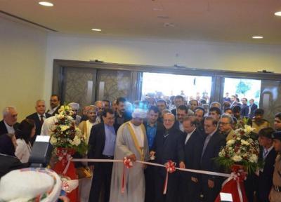 وزیر صنعت از غرفه اتاق بازرگانی یاسوج در نمایشگاه عمان بازدید کرد
