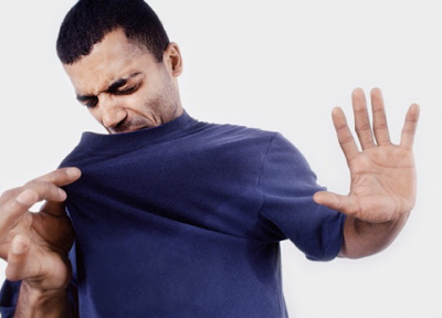 تاثیر رژیم غذایی روی بوی بدن